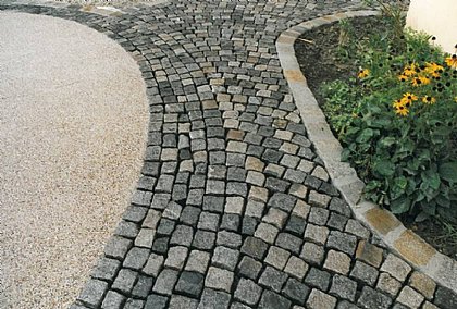 Natursteinpflasterungen - Bild 1